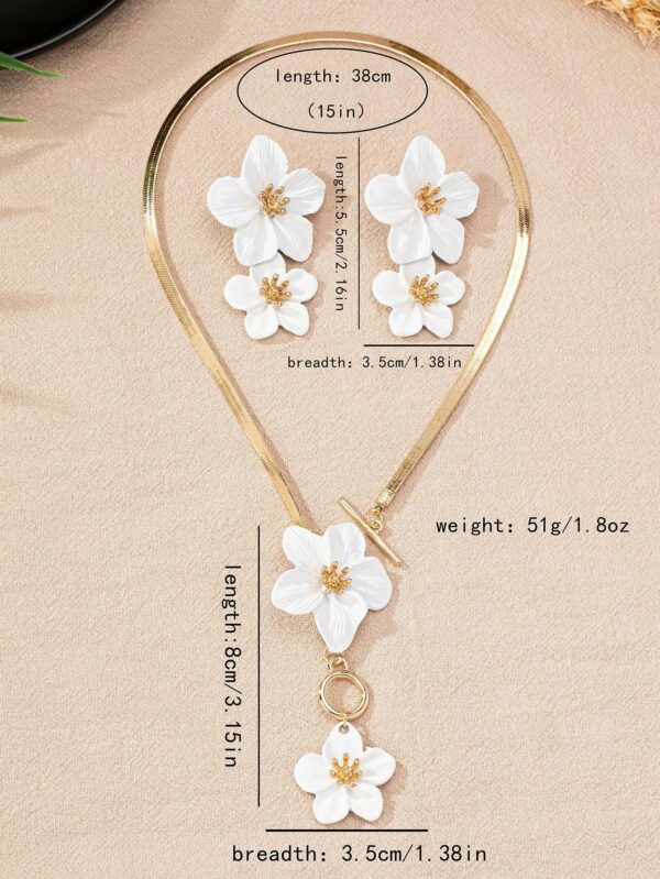 Elegant Floral Necklace and Earrings Set Women Jewelry for Daily Parties